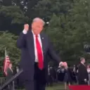 Donald Trump 🇺🇲 5