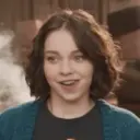 Emma Myers 🌈🍁 21