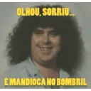 OLHOU, SORRIU... É MANDIOCA NO BOMBRIL