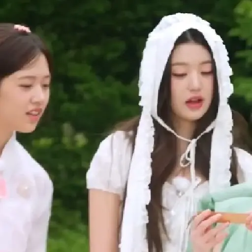 Wonyoung / IVE  10