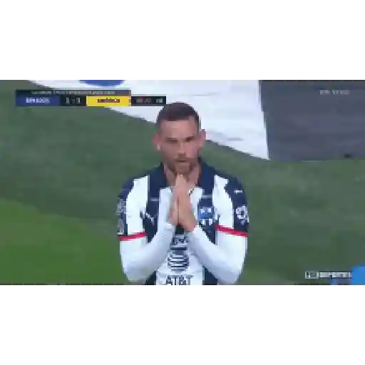 Rayados 🇸🇻✨ 16