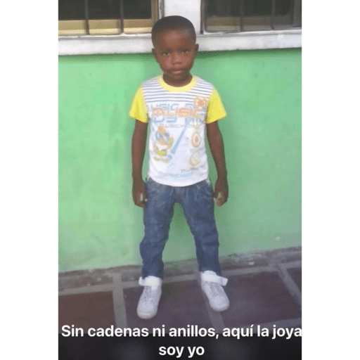 Sin cadenas ni anillos, aquí la joya soy yo